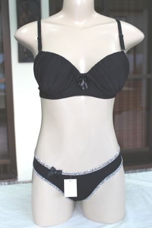 Conjunto preto drapiado REF. 17